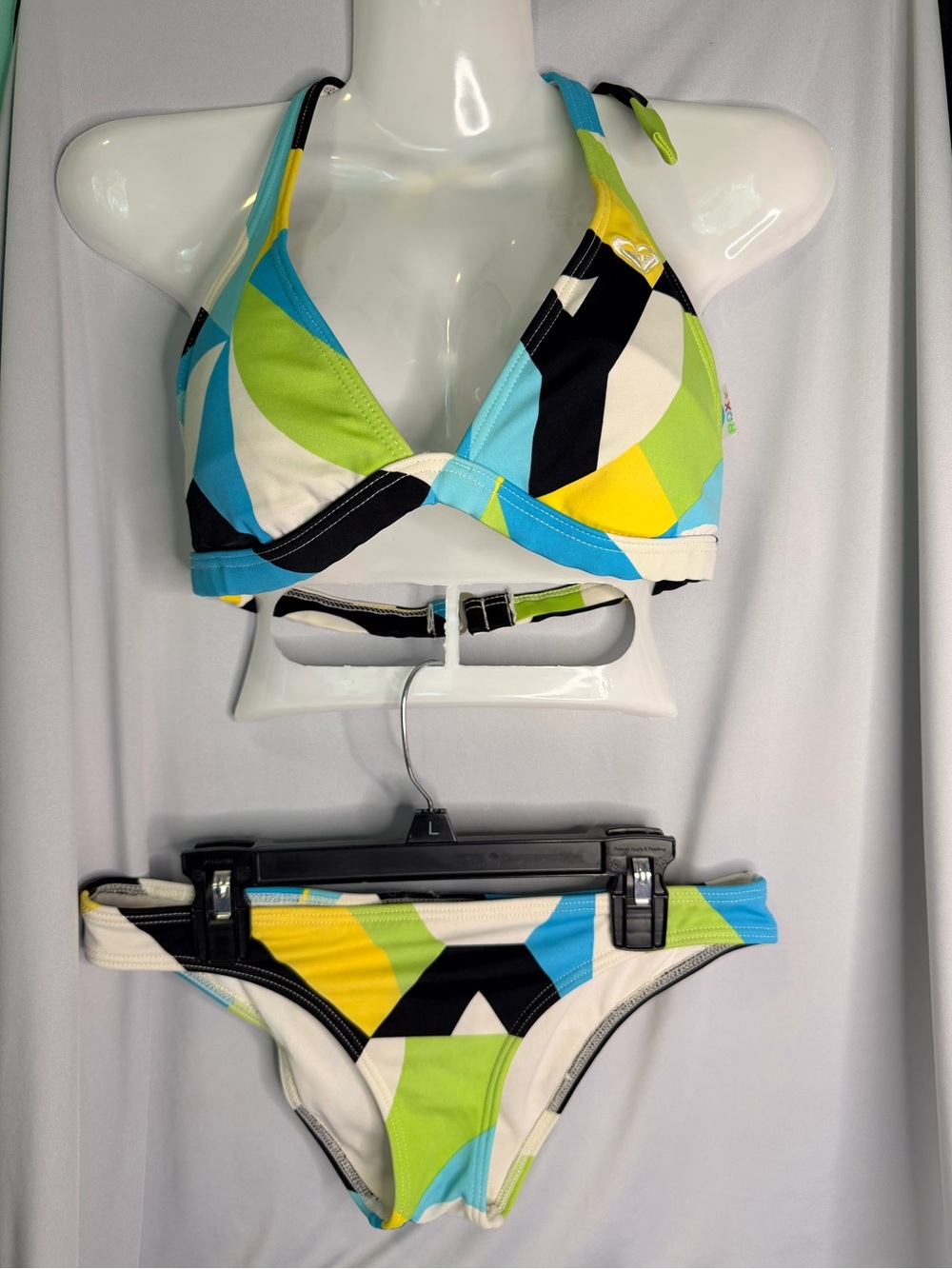 Vintage Roxy Women’s bikini , size Small.